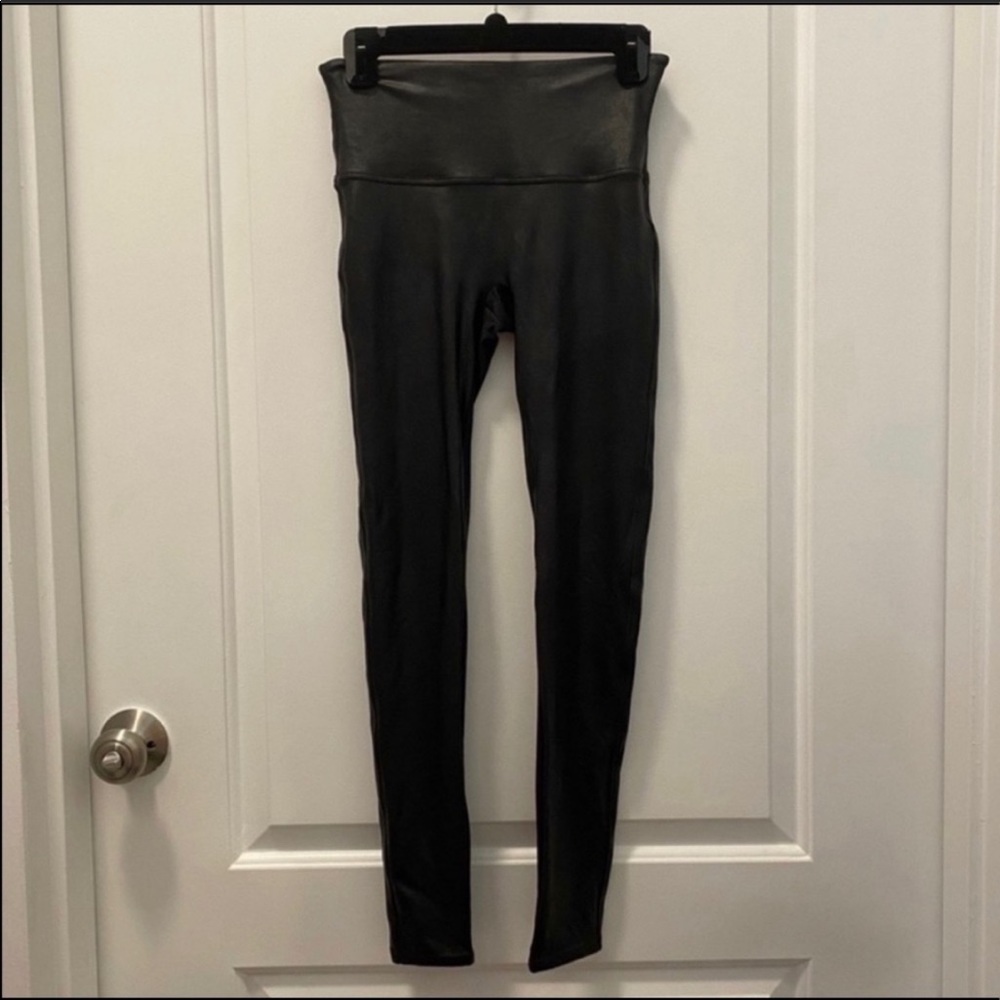 Spanx Faux Leather Leggings - Picture 4 of 5